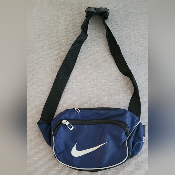 Nike Blue Waist/ Crossbody Bag - Picture 4 of 13